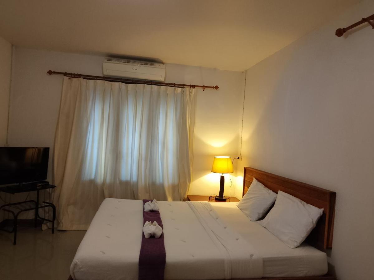 Ferienwohnung Puri Rakse Hom Steay Ban Pha Saeng Lang Zimmer foto